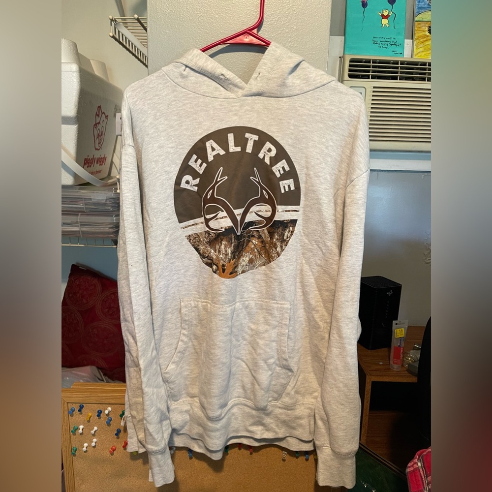 Men’s sweatshirt